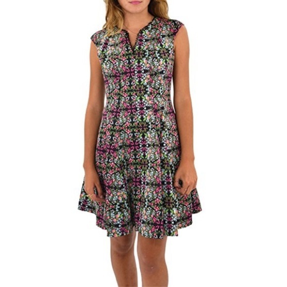 Nordstrom Dresses & Skirts - JULIA JORDAN V-Neck EUC Floral Fit Flare Dress